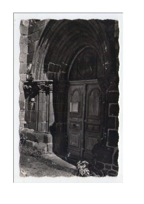 Portail église de Vissac